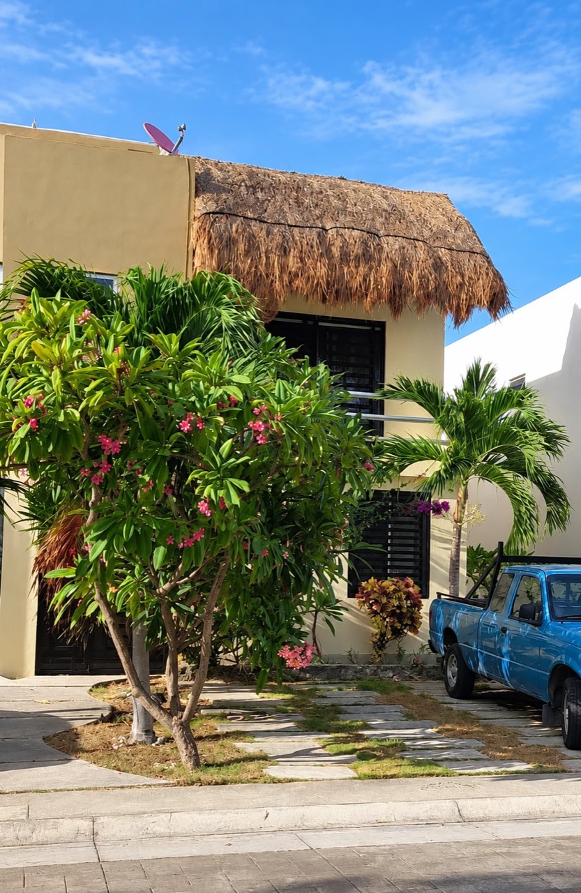 Furnished 4-bedroom house in Residencial Palma Real