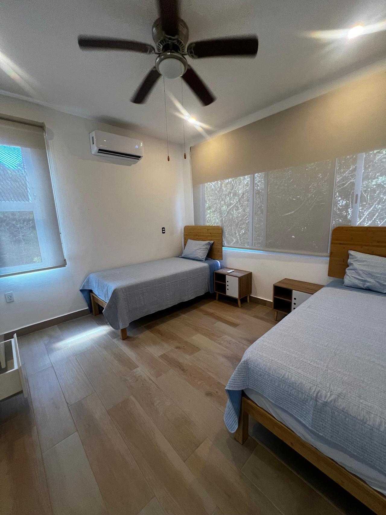 Casa amueblada de 3 recámaras con roof garden en Aldea Umm