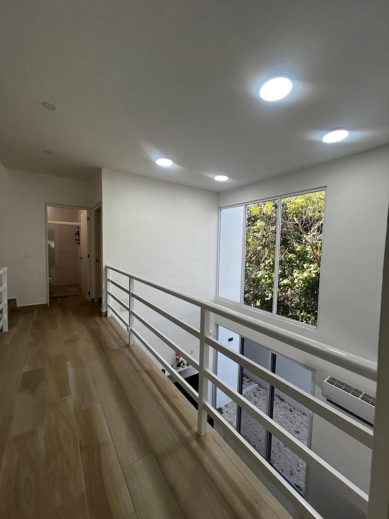 Casa amueblada de 3 recámaras con roof garden en Aldea Umm