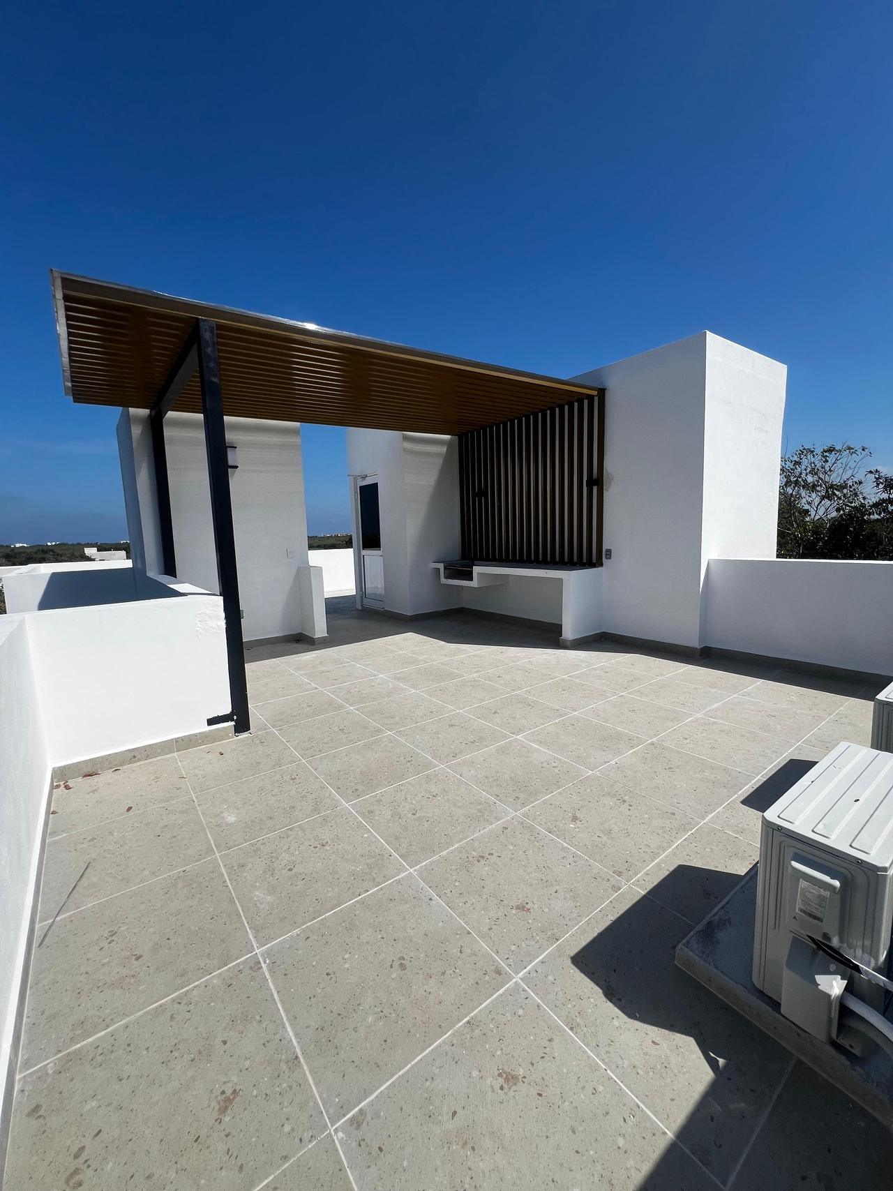Casa amueblada de 3 recámaras con roof garden en Aldea Umm
