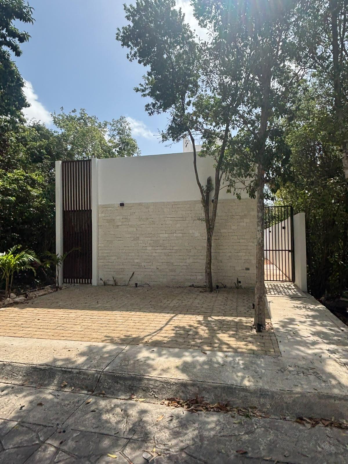 Casa amueblada de 2 recámaras en Aldea Ha