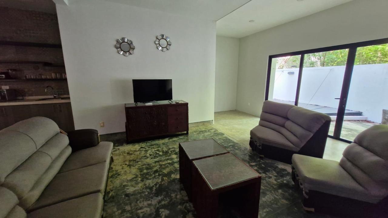 Casa amueblada de 2 recámaras con estudio en Aldea Kiin