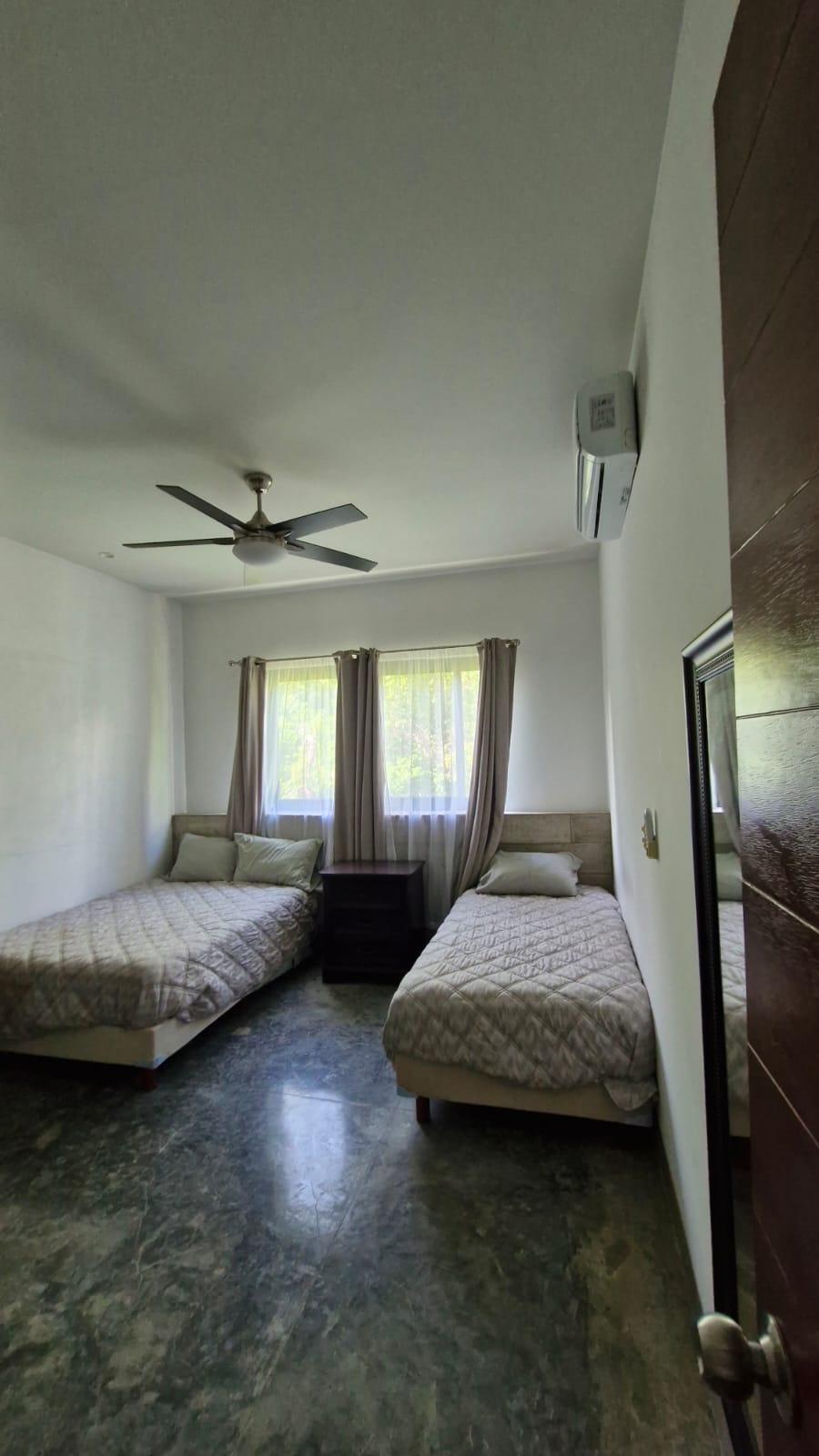 Casa amueblada de 2 recámaras con estudio en Aldea Kiin