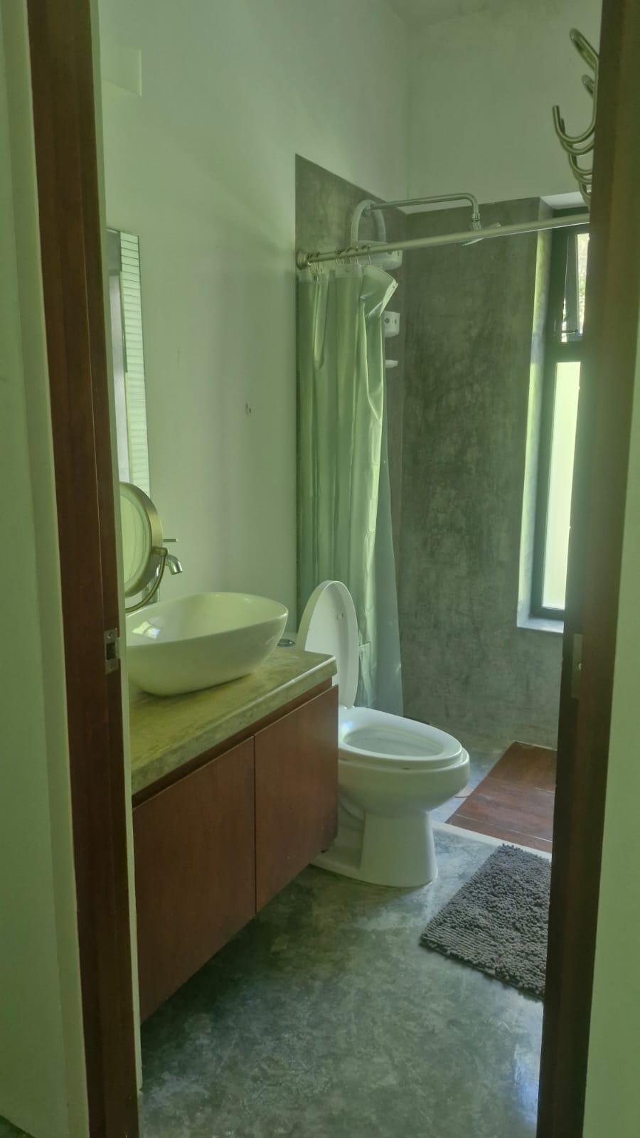 Casa amueblada de 2 recámaras con estudio en Aldea Kiin