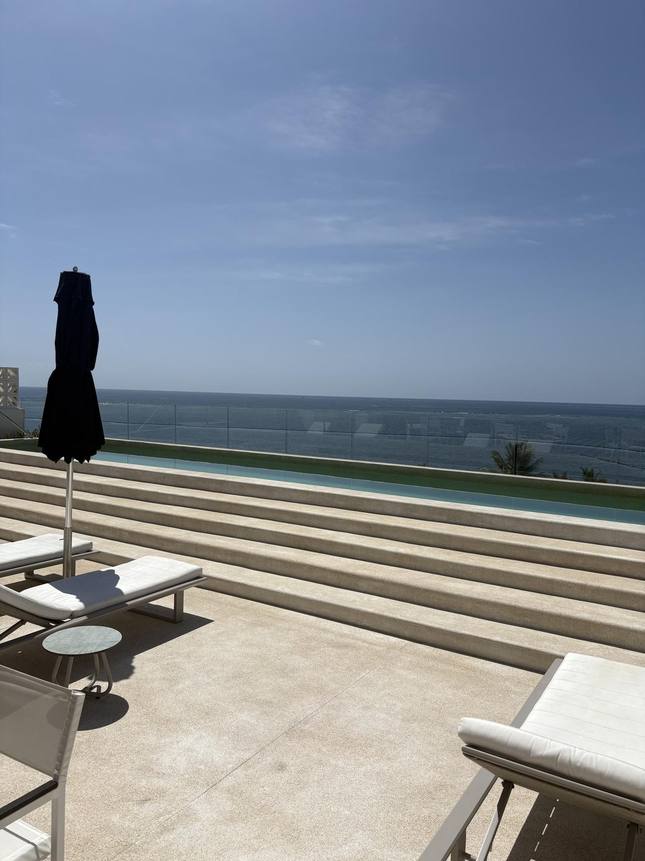 PortoBlu 302: one-bedroom condo steps from the beach