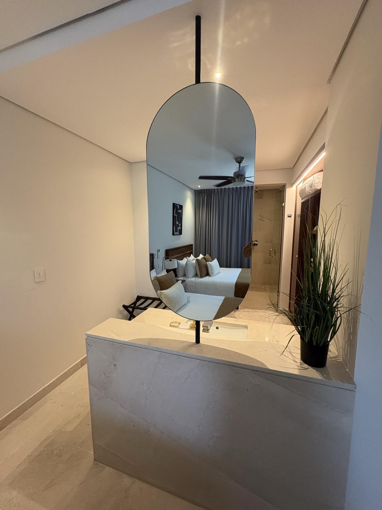 PortoBlu 302: one-bedroom condo steps from the beach