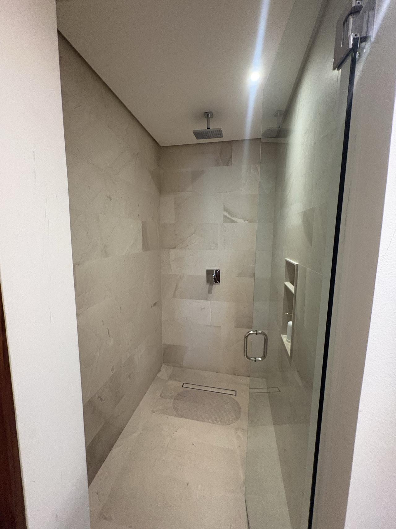 PortoBlu 302: one-bedroom condo steps from the beach