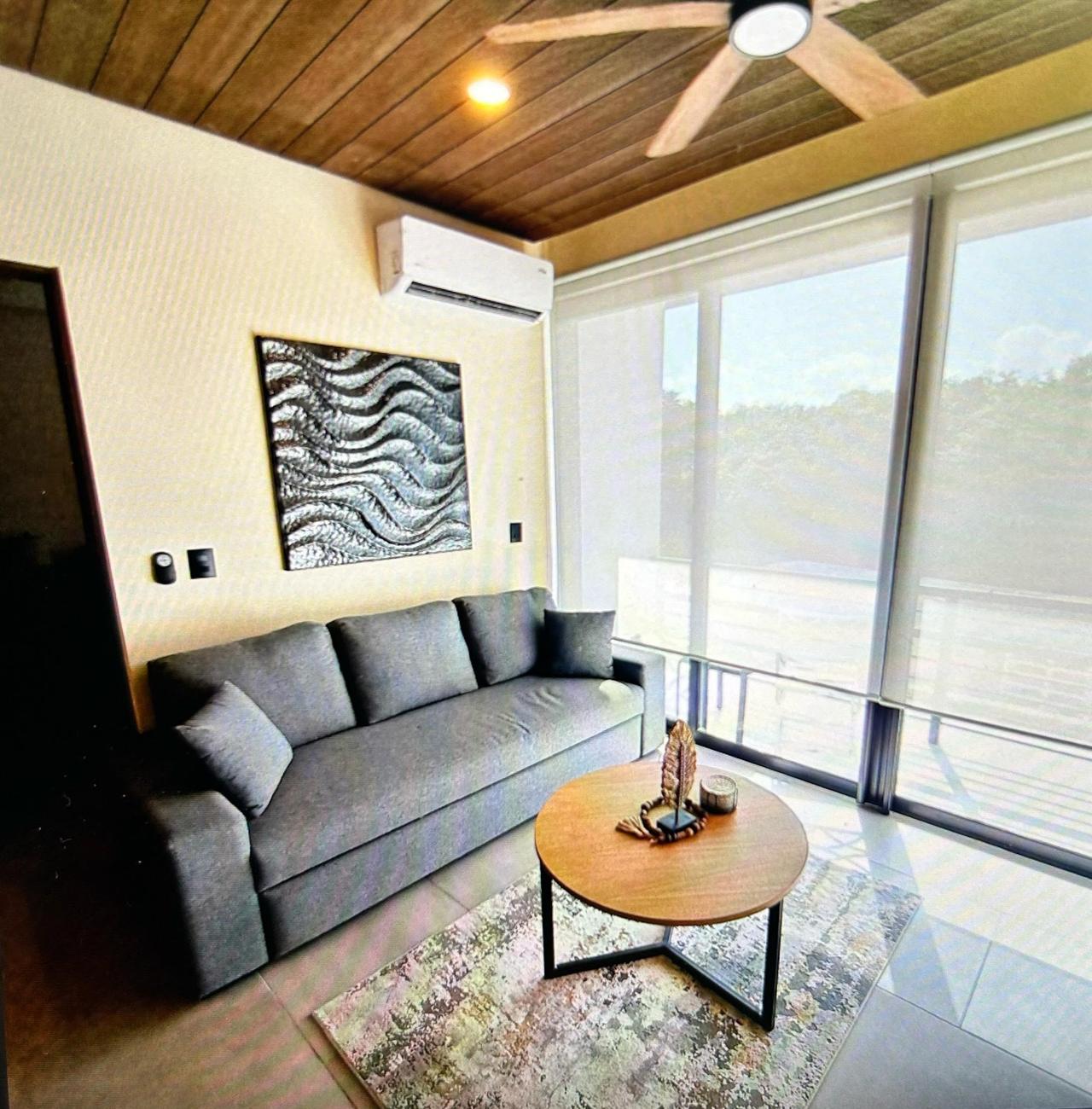 STRELA Residences: brand-new lock-off 3-bedroom condo