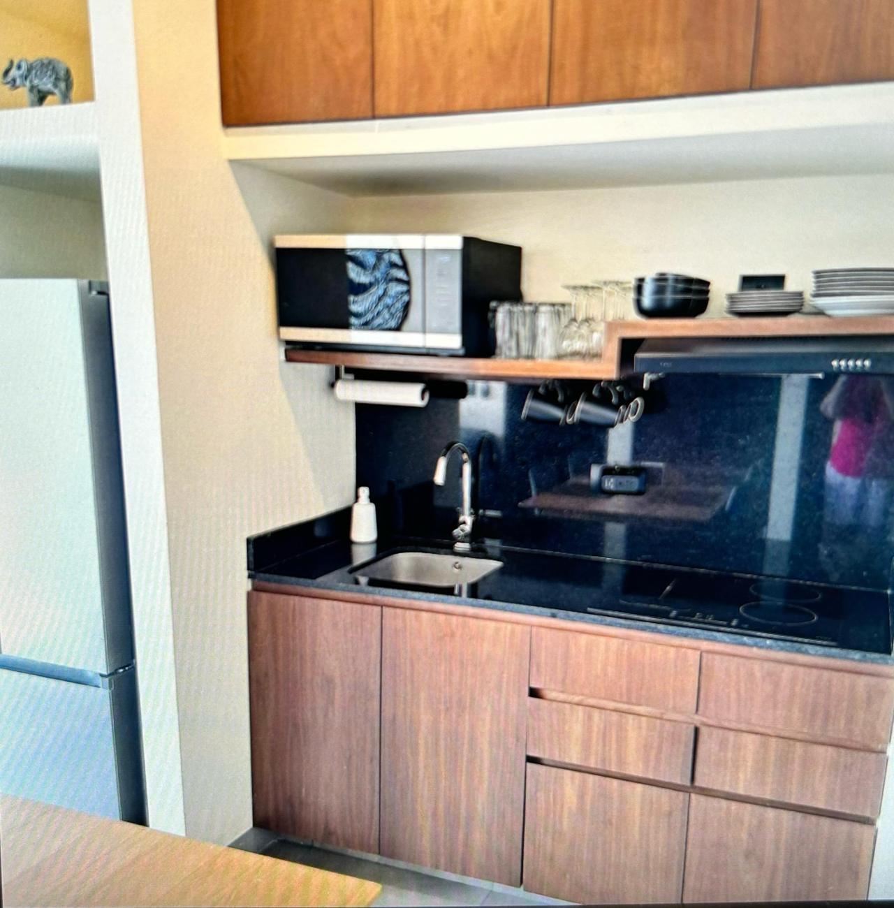 STRELA Residences: brand-new lock-off 3-bedroom condo