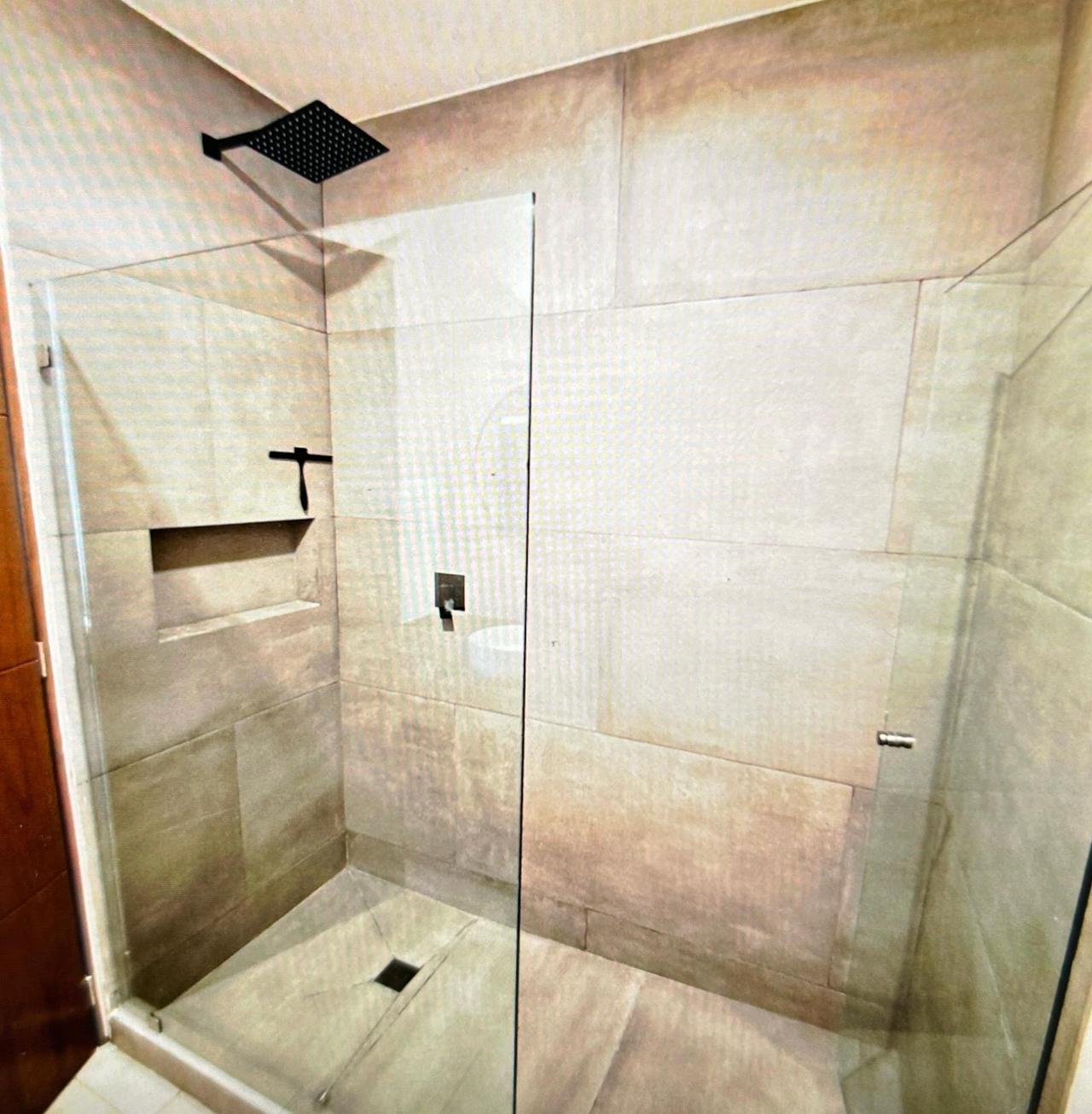 STRELA Residences: brand-new lock-off 3-bedroom condo