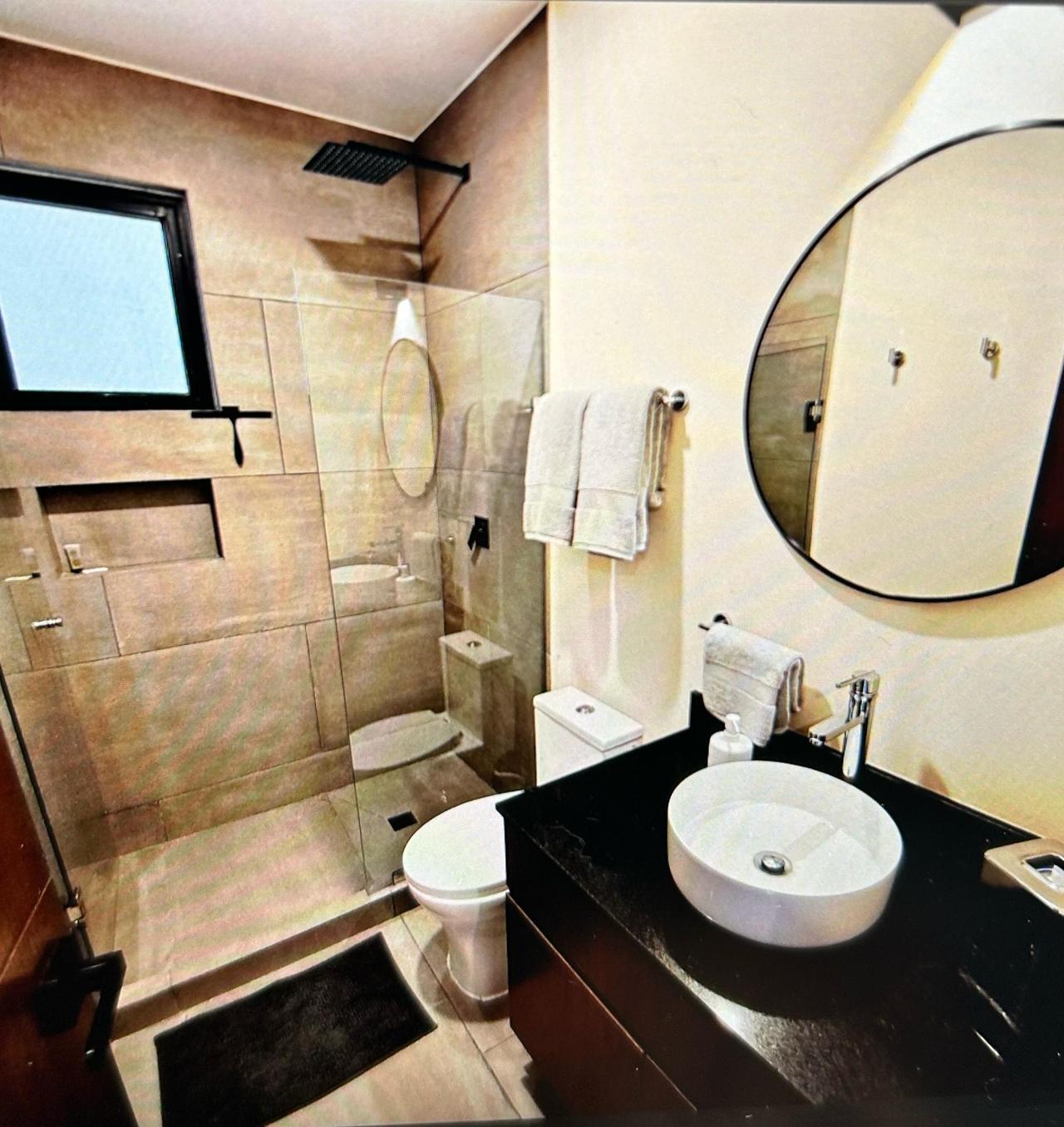STRELA Residences: brand-new lock-off 3-bedroom condo